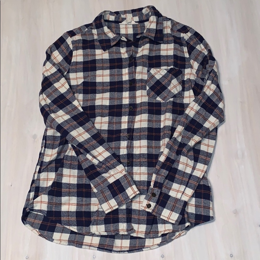 ⭐️ I LOVE H81 VERY SOFT FLANNEL BUTTON UP SHIRT